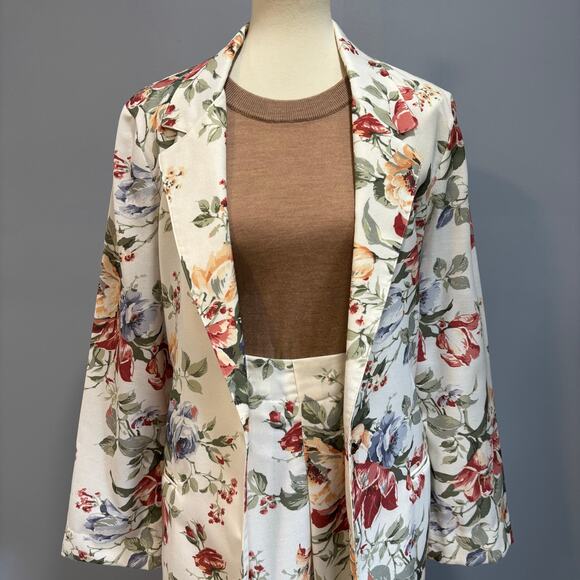 Vintage Toni Garment white and pink floral skirt suit set, women’s size medium - Picture 2 of 12